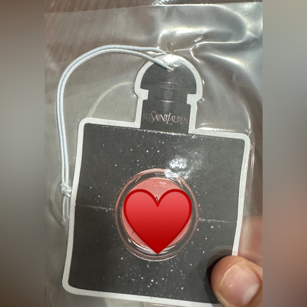 Set of 4 Luxury Car scent freshener - Picture 4 of 6